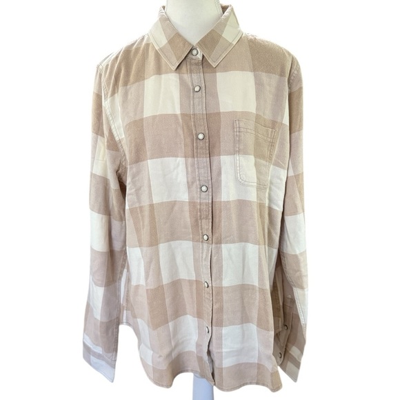 Flag & Anthem Tops - Flag & Anthem Women’s Flannel Snap Shirt · Size Large · Tan & Cream Plaid
